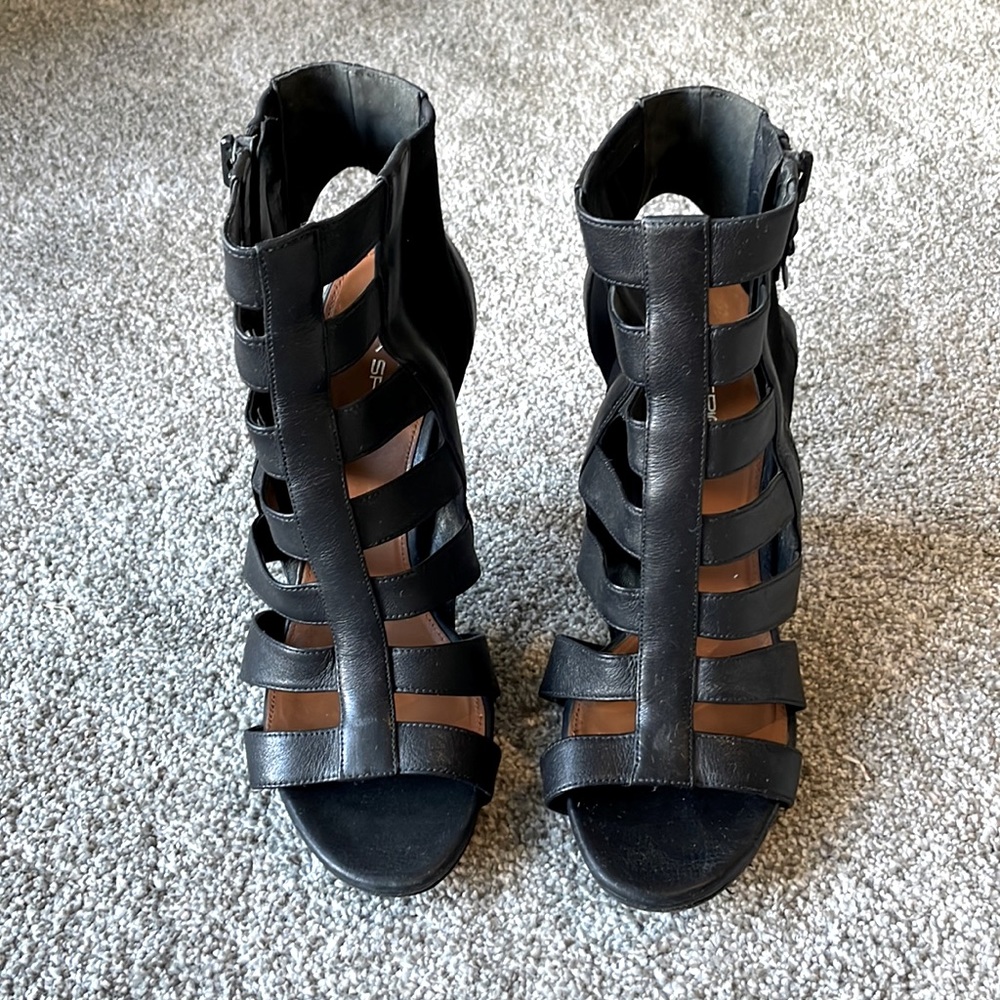 Via Spiga Black Stappy Heels size 9.5